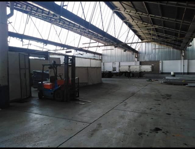 5,300M² WAREHOUSE FOR SALE IN TROJAN